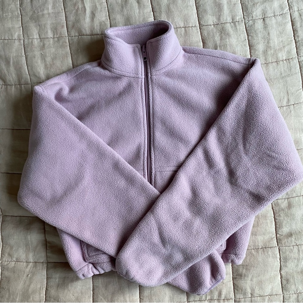 Aritzia TNA Cropped Zip Up Fleece